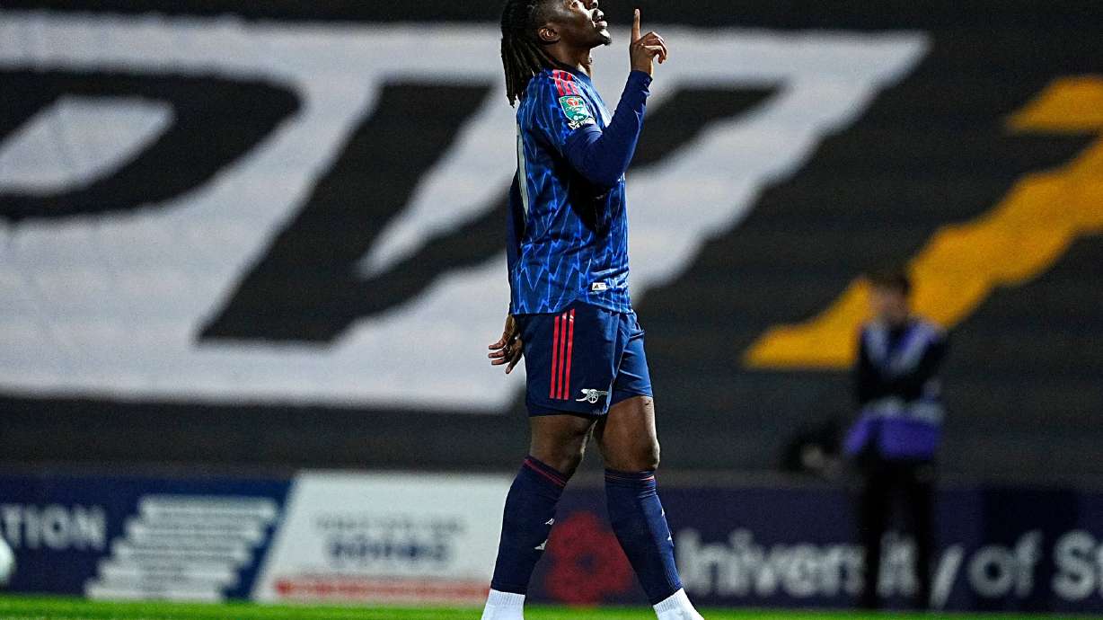 Arsenal's Eberechi Eze celebrates scoring their side's first goal of the game during the English League cup third round soccer match between Port Vale and Arsenal at Vale Park, Stoke-on-Trent, England, Wednesday, Sept. 24, 2025.