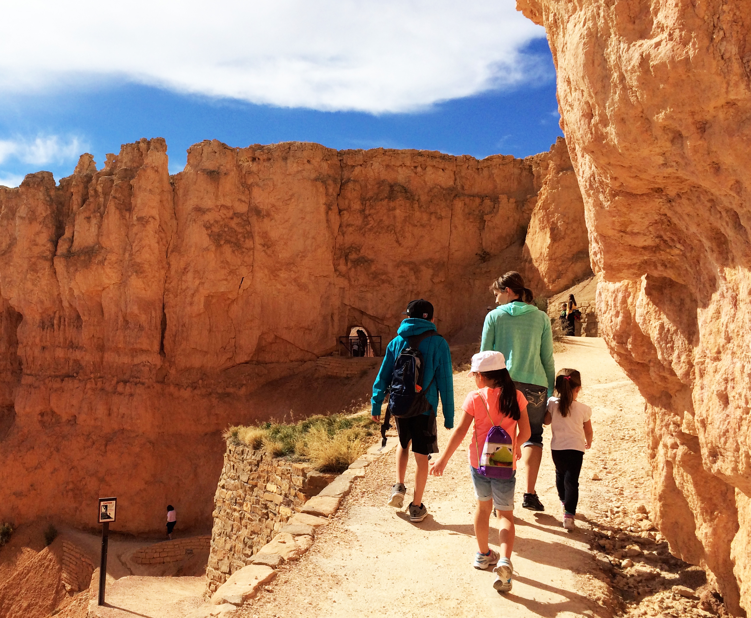 Discover the ultimate family retreat: Ruby's Inn near Bryce Canyon