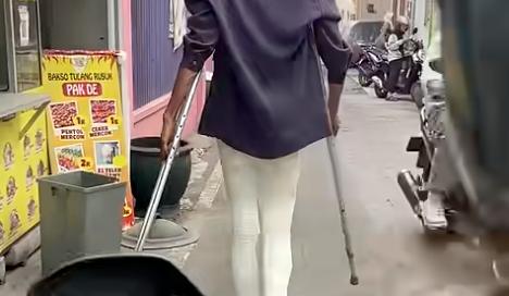 Have You Seen This? The most ineffective technique for crutches