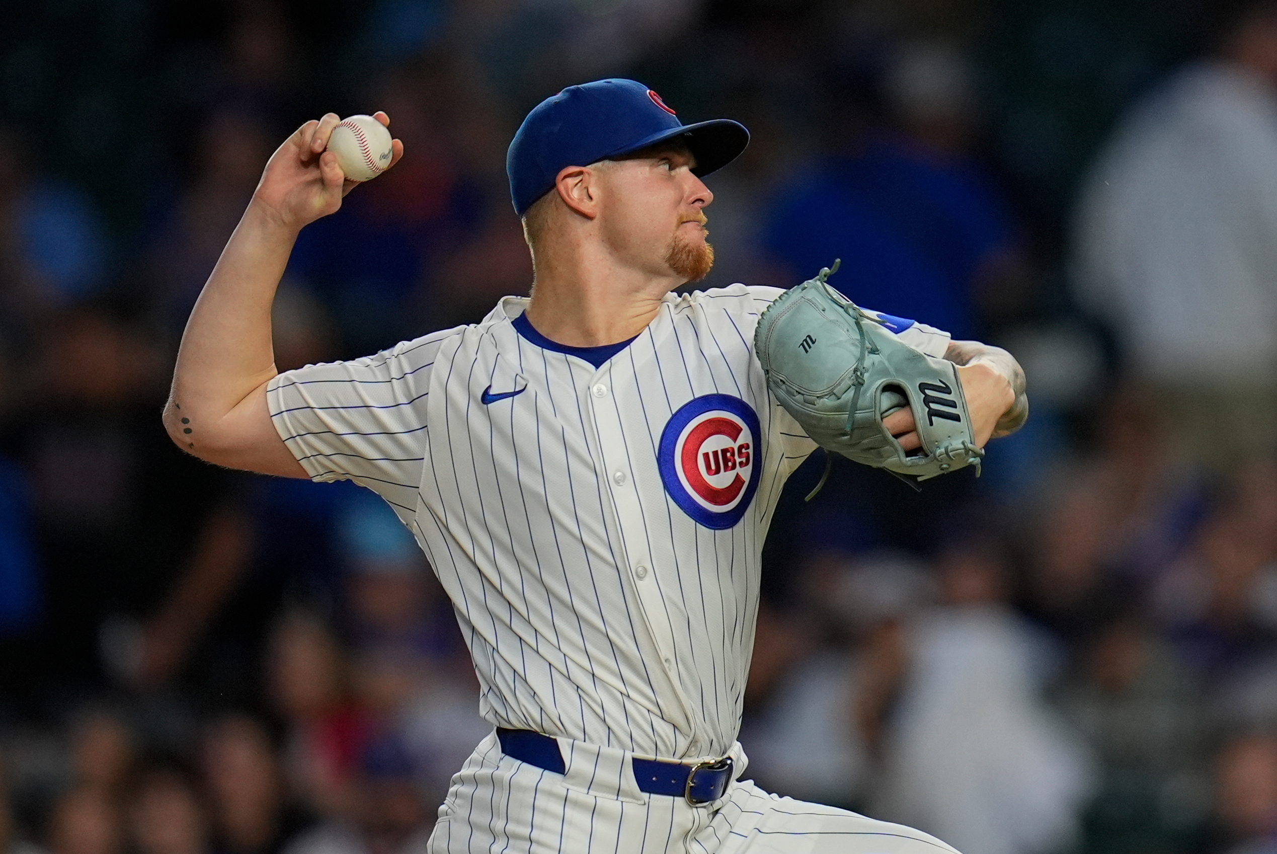 Chicago Cubs starting pitcher Cade Horton (22) throws against the New York Mets during the first inning of a baseball game Tuesday, Sept. 23, 2025, in Chicago. 