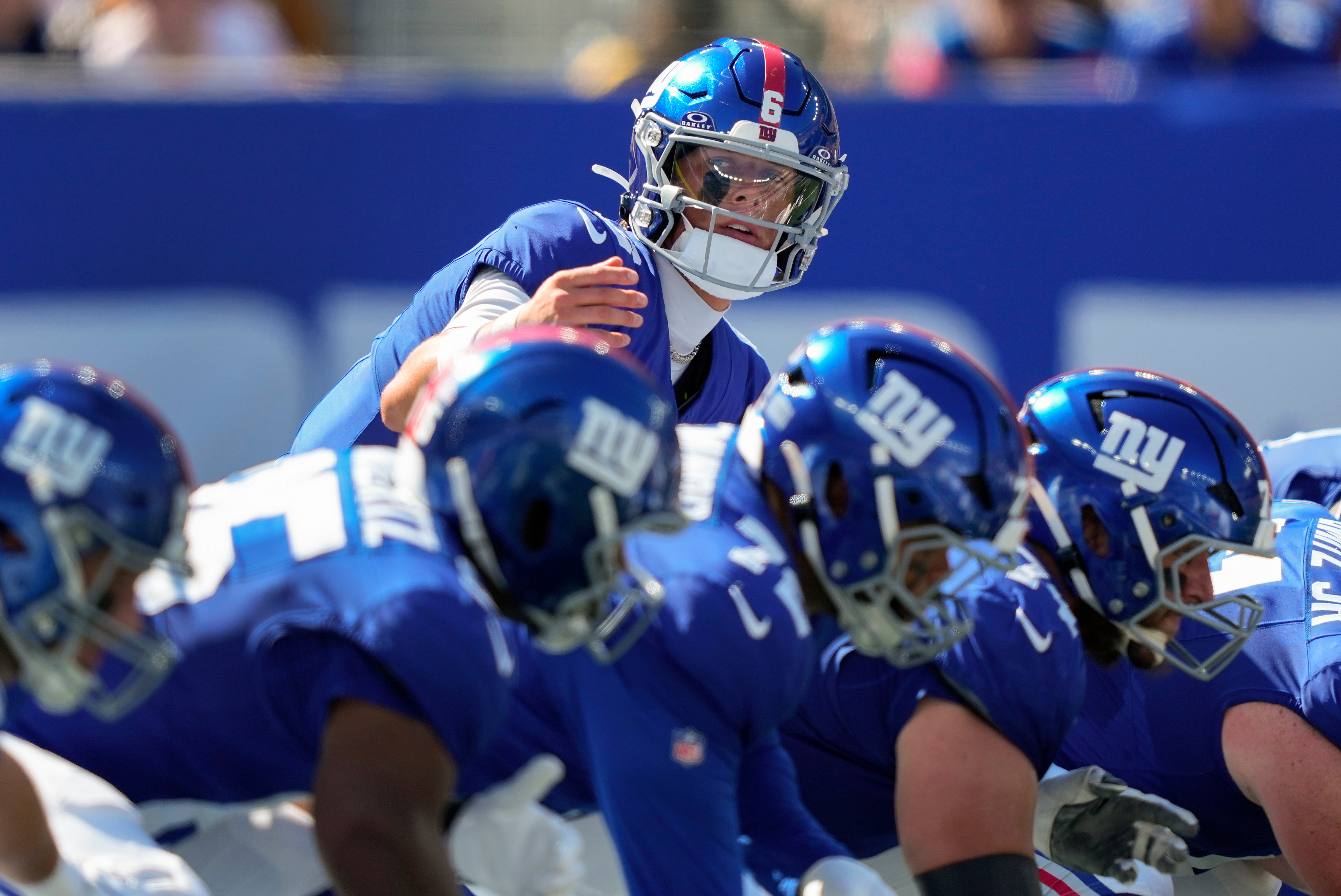 Locals in the NFL: Jaxson Dart praises Russell Wilson after leading Giants to win in 1st start