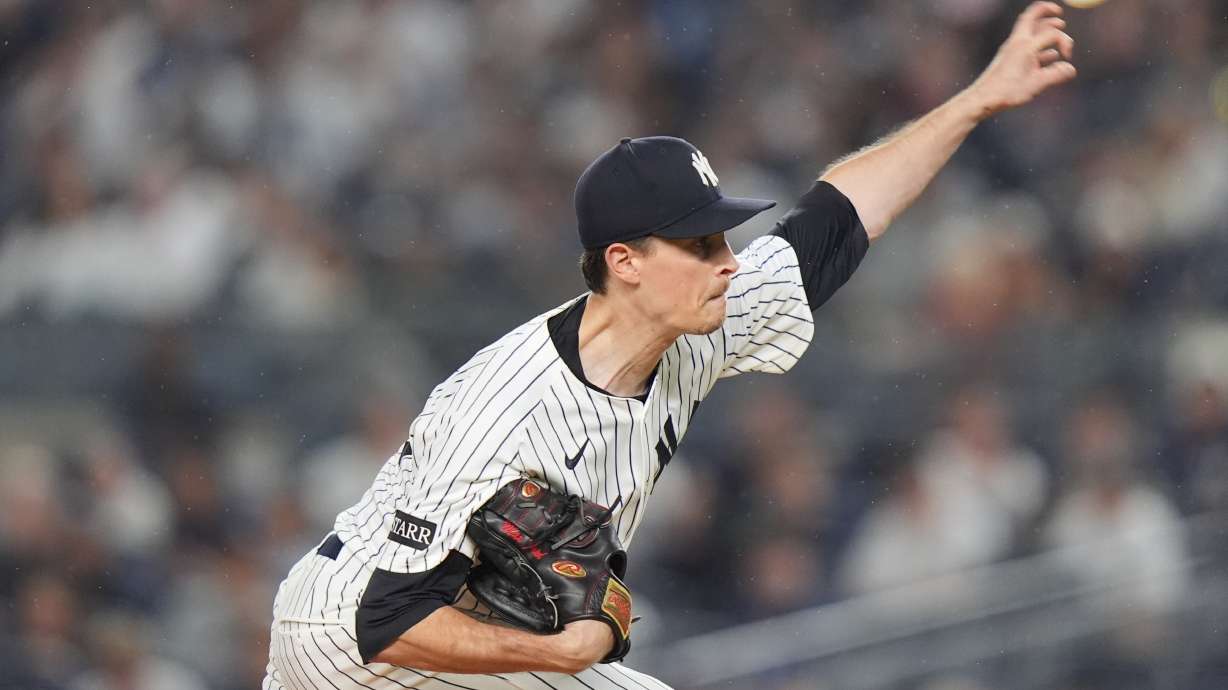 New York Yankees' Max Fried pitches during the first inning of a baseball game against the Chicago White Sox Wednesday, Sept. 24, 2025, in New York.