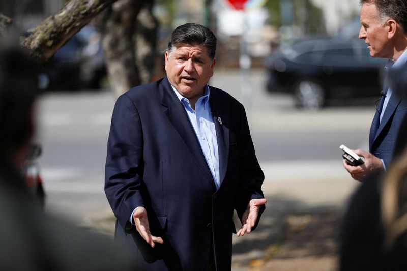Trump administration wants US troops sent to Illinois, governor says