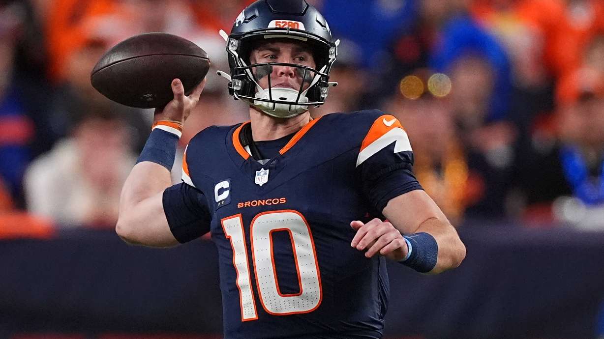 Denver Broncos quarterback Bo Nix (10) throws against the Cincinnati Bengals during the first half of an NFL football game Monday, Sept. 29, 2025, in Denver.