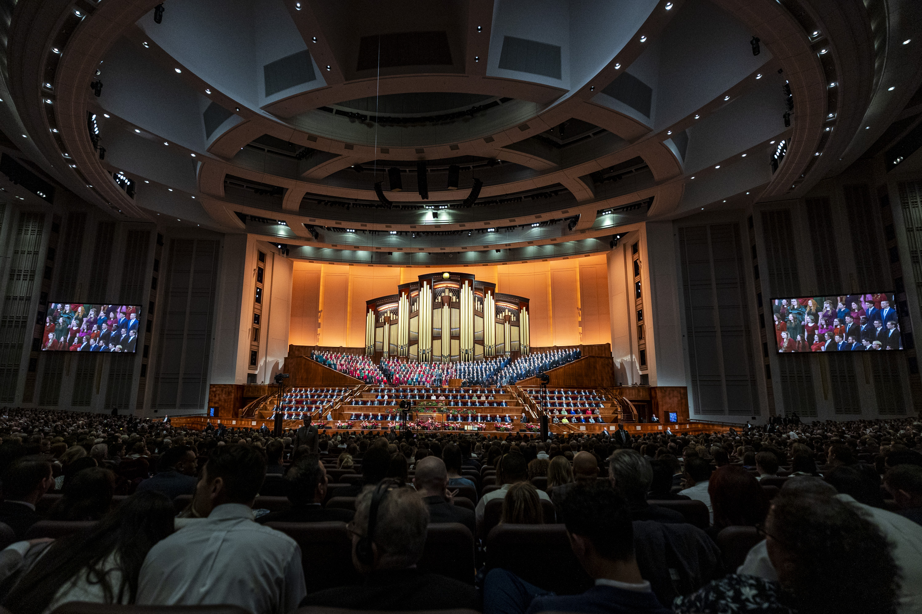 Saturday evening session: Summaries from Latter-day Saint general conference