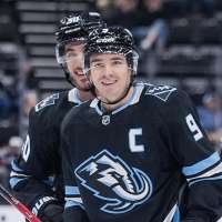 Utah Mammoth spread the puck around in 6-4 win over San Jose to close preseason