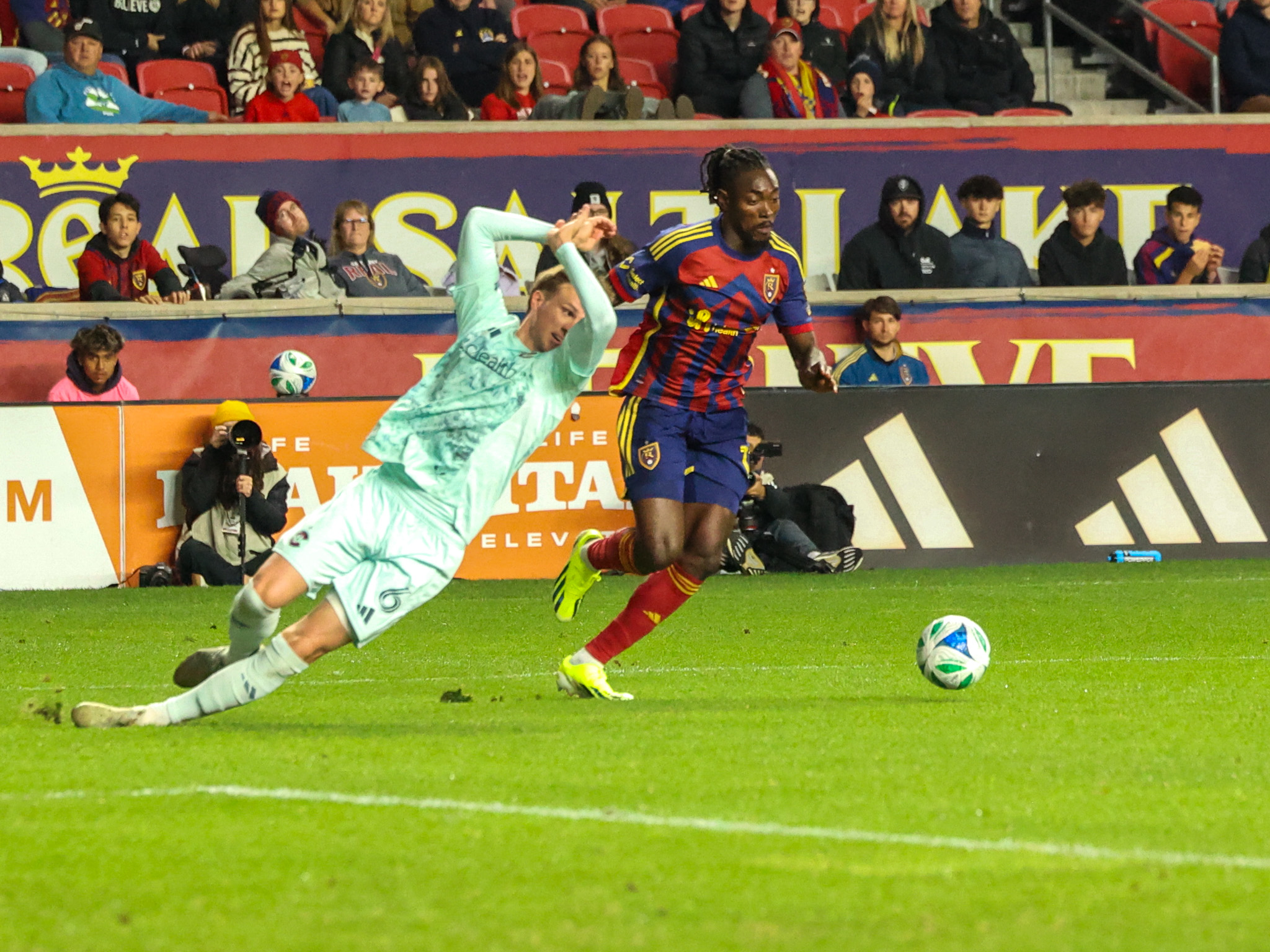 Real Salt Lake wins home finale 1-0 over Colorado Rapids