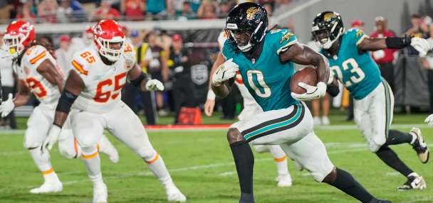 Top Sports story anchor