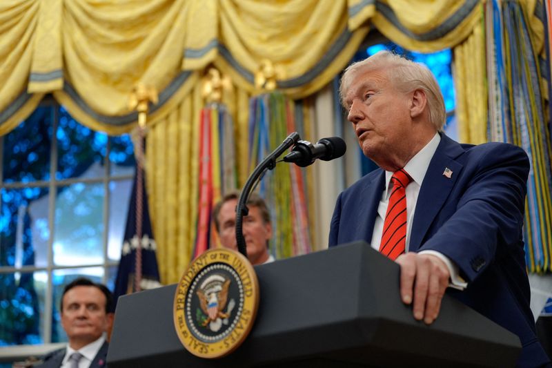 Trump ratchets up US-China trade war, promising new tariffs