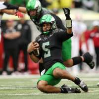 College football picks for Week 9: Oregon rolls, ASU struggles and UCLA attempts to stay perfect