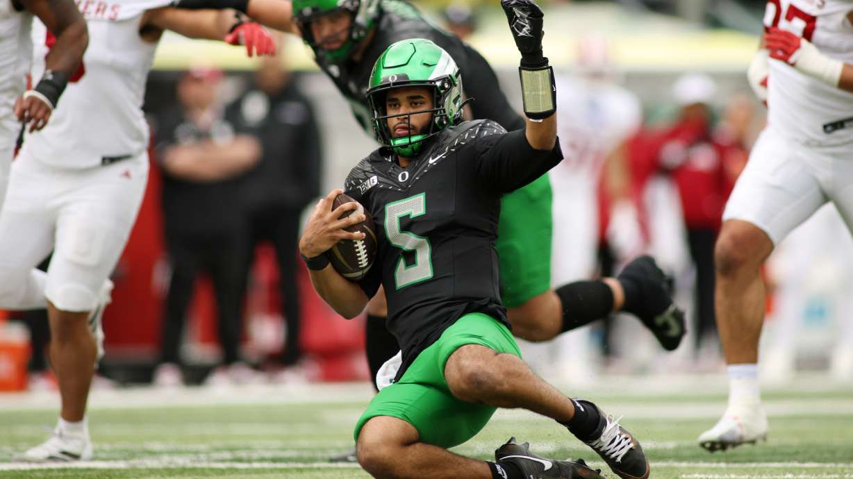 College football picks for Week 9: Oregon rolls, ASU struggles and UCLA attempts to stay perfect