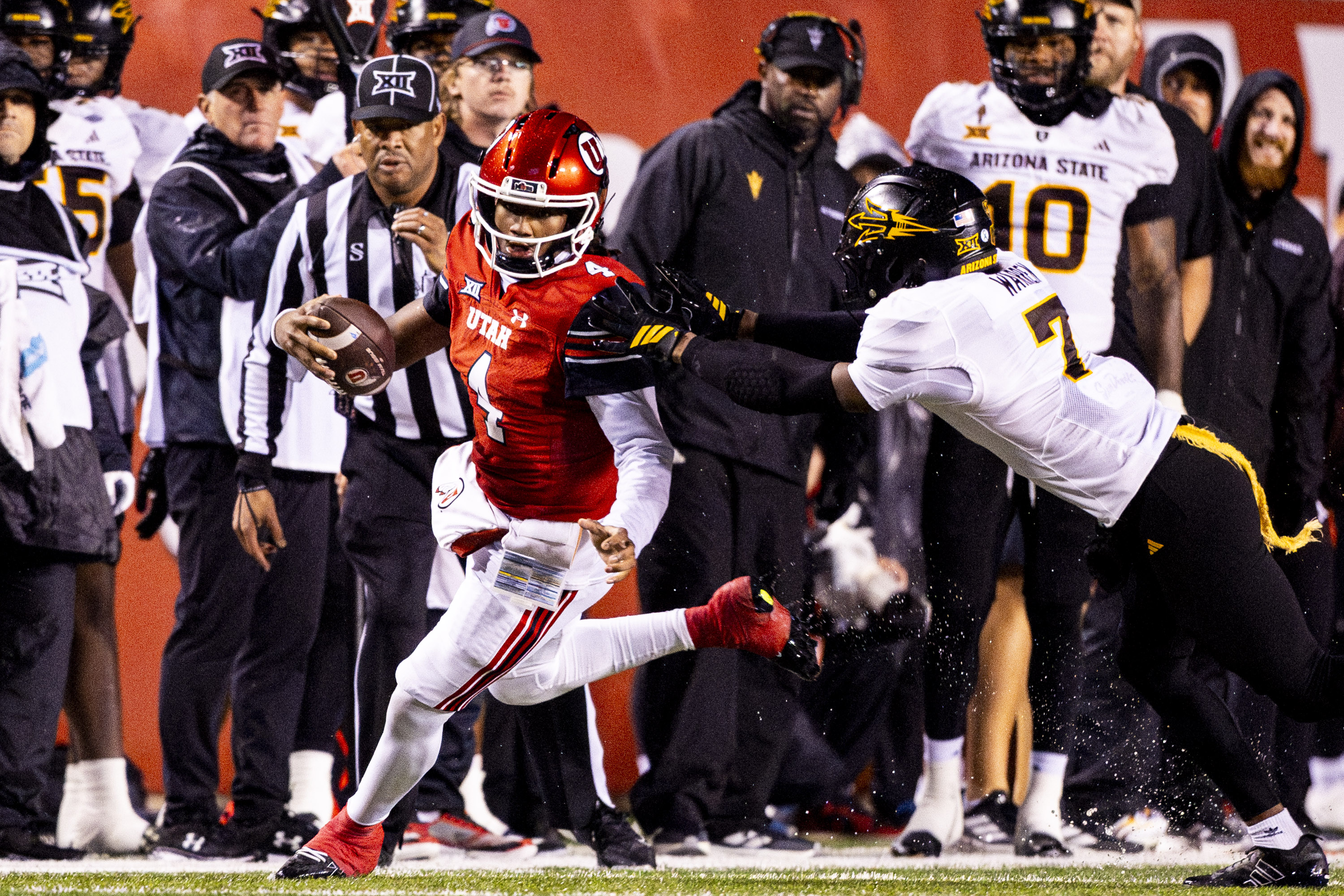 Devon Dampier rushes for 3 TDs as Utah rolls to 42-10 win over No. 21 Arizona State