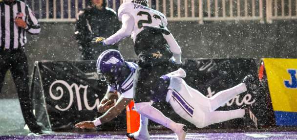 Sacramento State runs wild as Hornets defeat Weber State 55-27