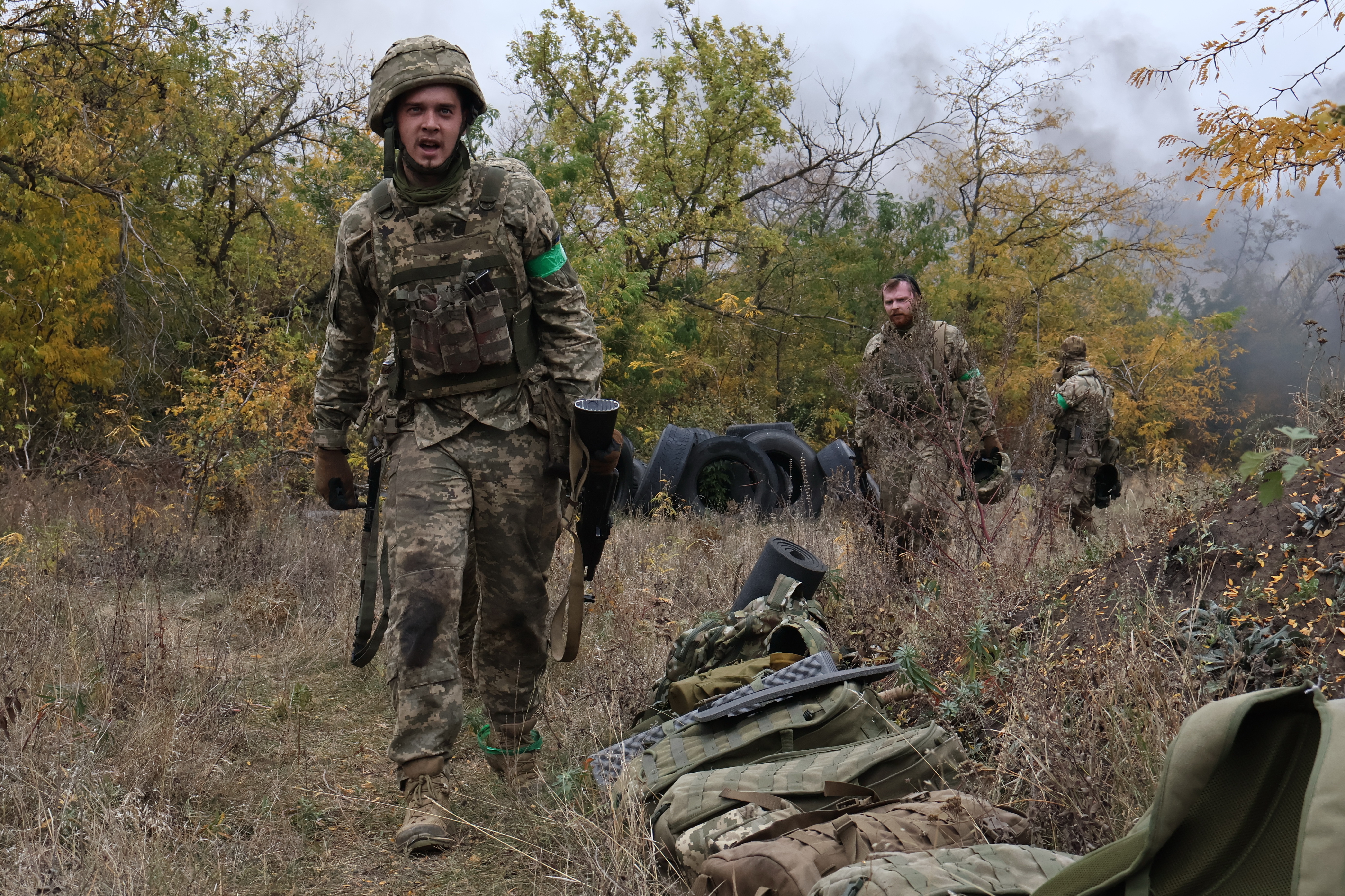 Russia attacks Ukraine's power grid as Moscow worries over US Tomahawk missiles