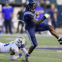 Aggies falter in fourth quarter, fall to Hawaii on the road