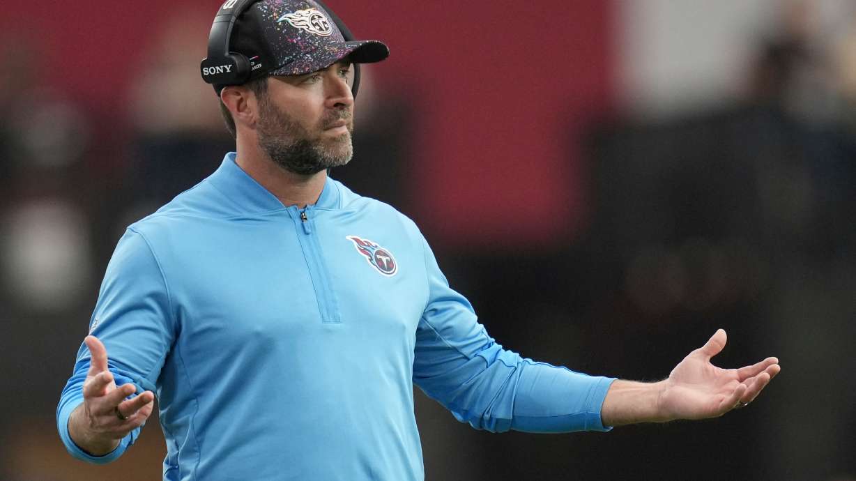 Tennessee Titans head coach Brian Callahan reacts on the sideline during the first half of an NFL football game against the Arizona Cardinals, Sunday, Oct. 5, 2025, in Glendale, Ariz.
