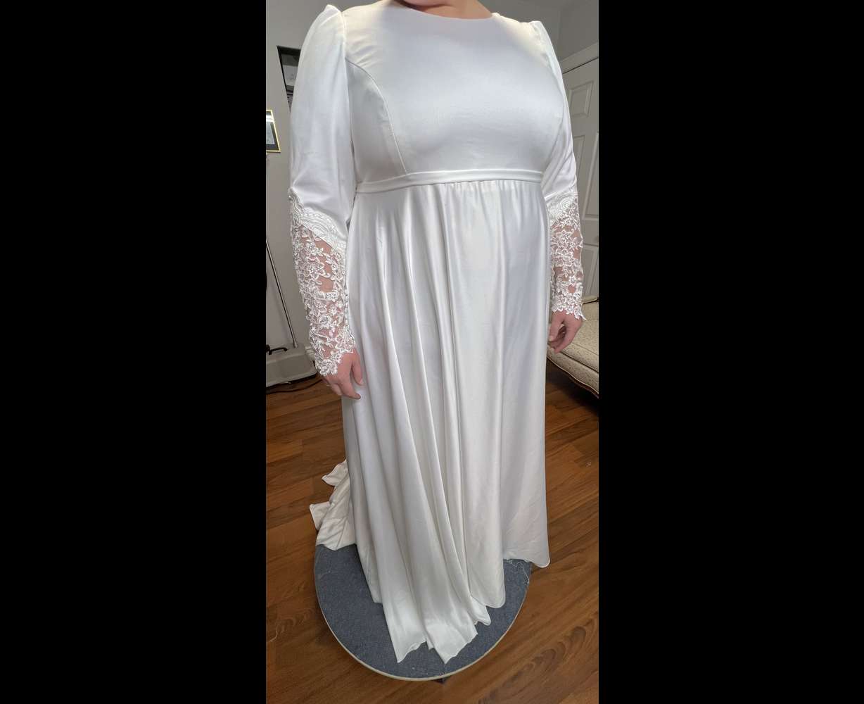 A woman says her wedding dress was stolen from her car Monday night. The alleged theft comes just days before she was set to travel to another county for her wedding.
