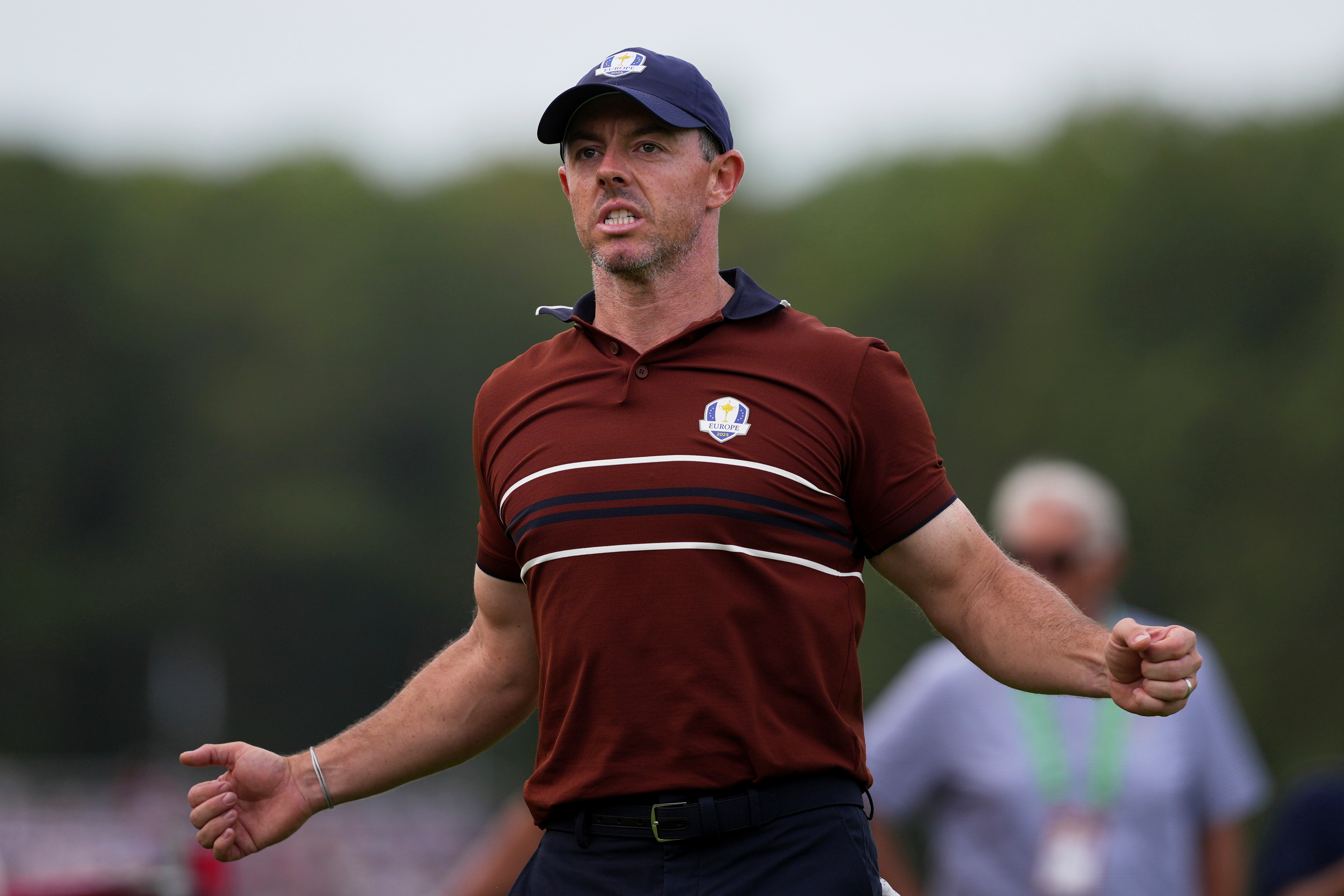 Europe's Rory McIlroy celebrates after a putt on the 14th hole at Bethpage Black golf course during the Ryder Cup golf tournament, Saturday, Sept. 27, 2025, in Farmingdale, N.Y.