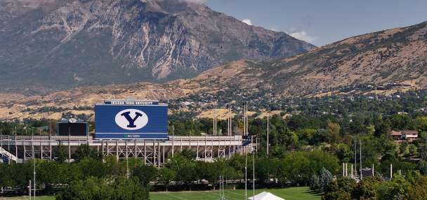 Utah man arrested, accused of threatening to shoot people wearing red at BYU-Utah game