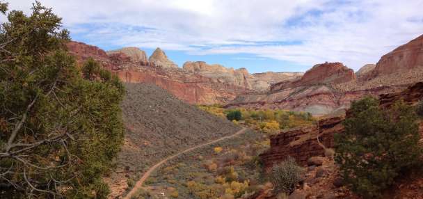 Search underway for 77-year-old missing hiker at Capitol Reef National Park