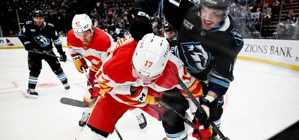 Weegars homecoming spoiled as poor start, sloppy play lead to Mammoth loss in Calgary