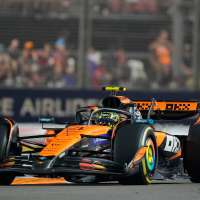 Norris held accountable for McLaren's scrap in Singapore that tightened up F1 title chase