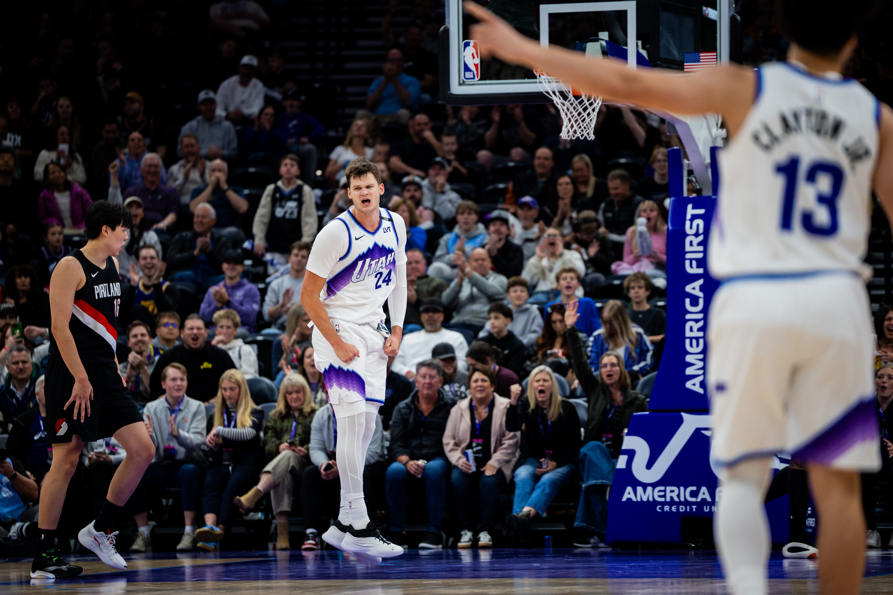 Walker Kessler's 8-assist showcase hints at new dimension for himself and Jazz offense | KSL.com