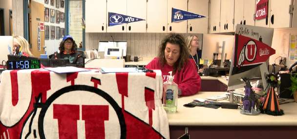 Foothills Elementary turns Red vs. Blue Rivalry Week into lesson in sportsmanship