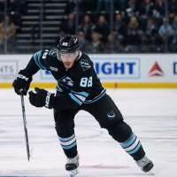 Nate Schmidt brings experience to Mammoth's first playoff run