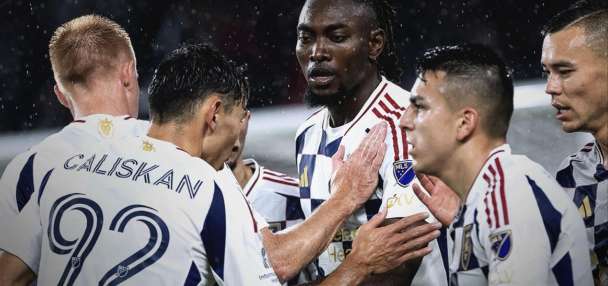 RSL qualifies for MLS-best 5th consecutive playoffs with 2-2 draw in St. Louis