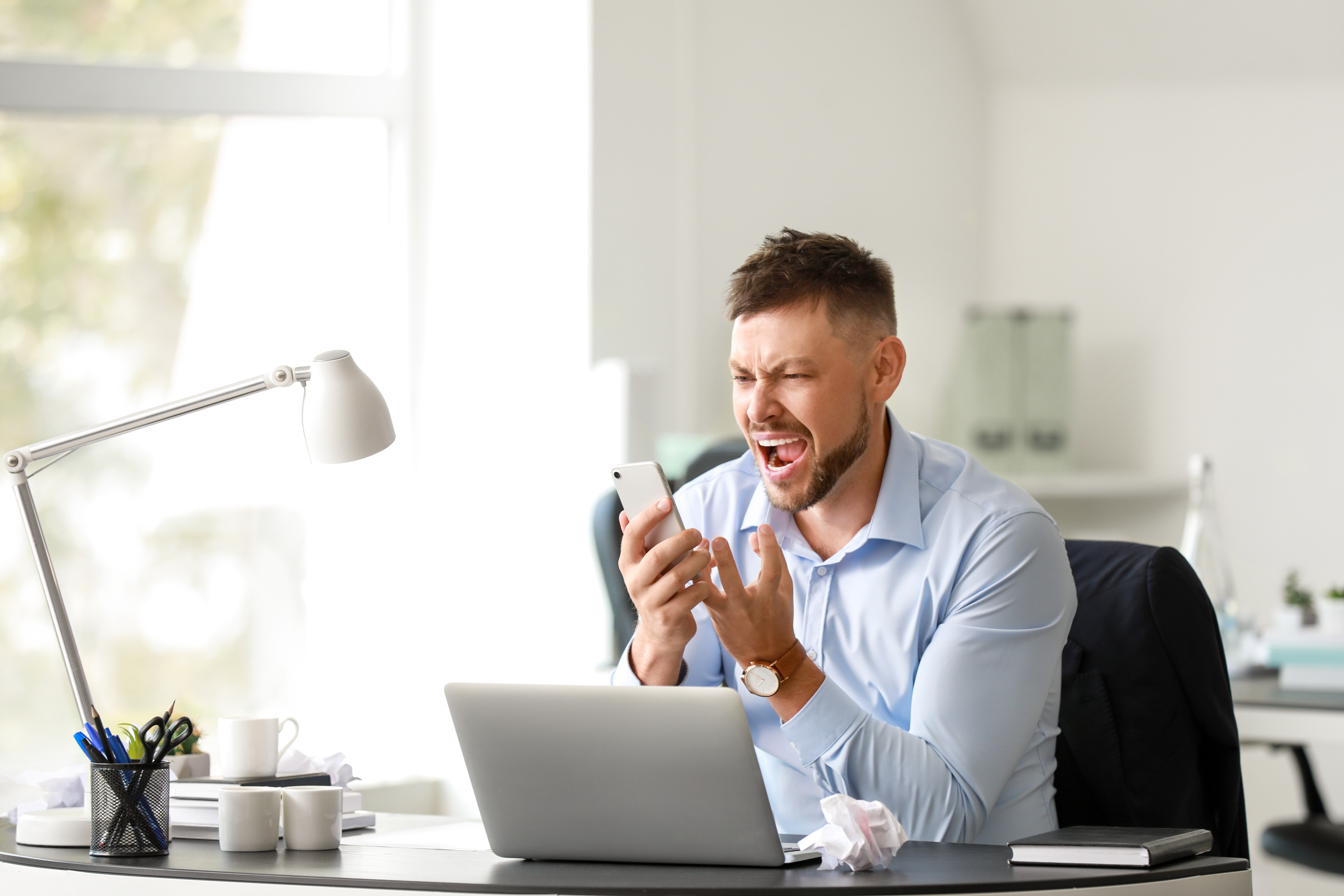 Swoop in on time: The ultimate solution to tracking all of your renewals in one simple app