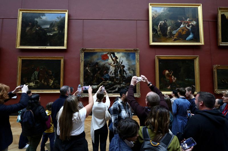 Louvre chief blames CCTV gaps for $102M jewelry heist