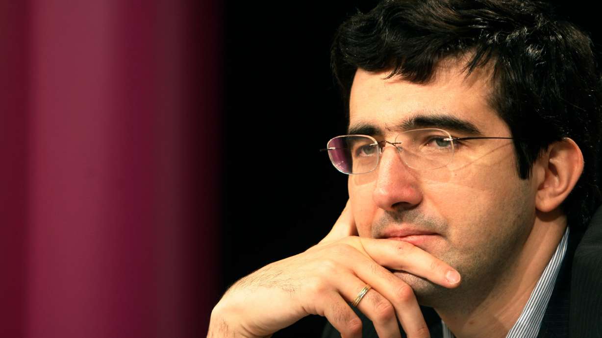 FILE - Russia's Vladimir Kramnik meets the media during a news conference after the 10th game of the Chess World Championship in the Art and Exhibition Hall of the Federal Republic of Germany in Bonn, western Germany, Oct. 27, 2008.