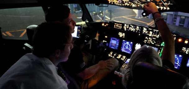 Utah State University 'takes flight' with advanced airline pilot training program