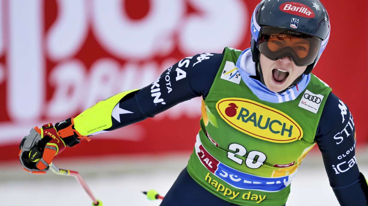 United States' Mikaela Shiffrin celebrates at the finish area of an alpine ski, women’s World Cup giant slalom, in Soelden, Austria, Saturday, Oct. 25, 2025. Gian Ehrenzeller/Keystone via AP)