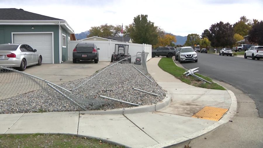 Man dead, teen injured in early morning shootout at Halloween party