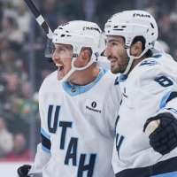Utah Mammoth ride 6-game win streak to top of NHL standings