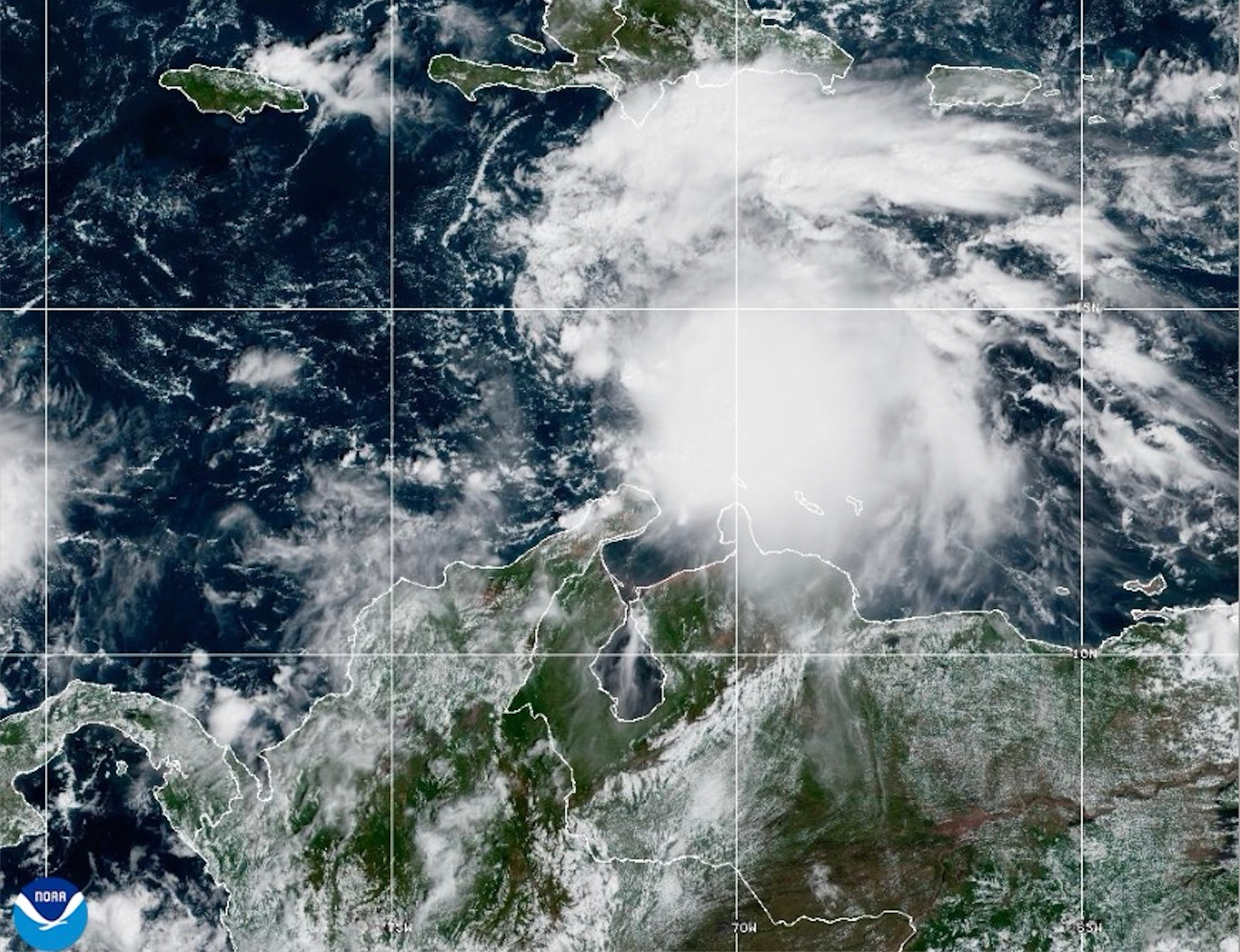 Hurricane Melissa strengthening rapidly, threatening catastrophic flooding in northern Caribbean