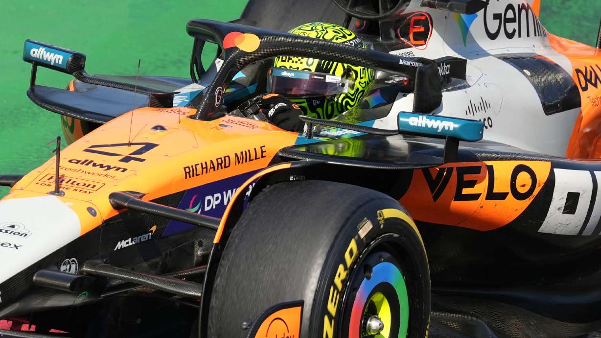 McLaren driver Lando Norris of Britain steers during the Formula One Mexico Grand Prix in Mexico City, Sunday, Oct. 26, 2025.