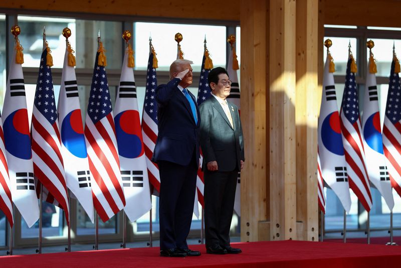 Trump announces trade breakthrough with South Korea on Asia trip