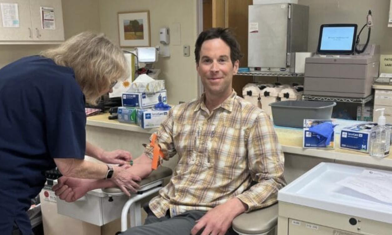 Bill Johnson receiving treatment for stage four non-smoking lung cancer.