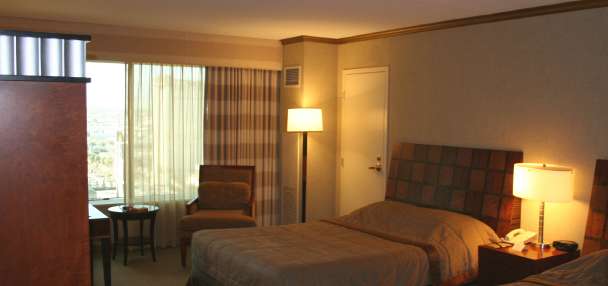 Police arrest man who says he fired into Blanding hotel room while sleeping