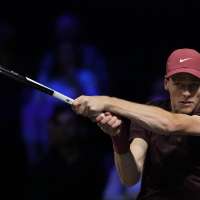 Sinner reclaims No. 1 ranking after beating Auger-Aliassime in Paris Masters final