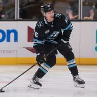 Yamamoto nets 2 goals, but Mammoth rally comes up short in 3-2 loss to Stars