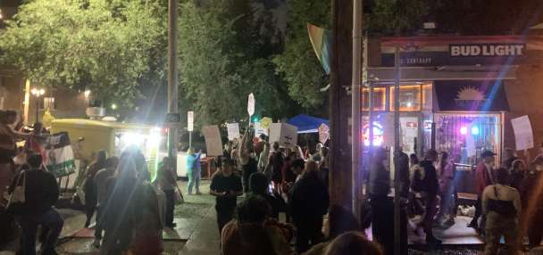 Salt Lake bar closes amid employees' efforts to unionize