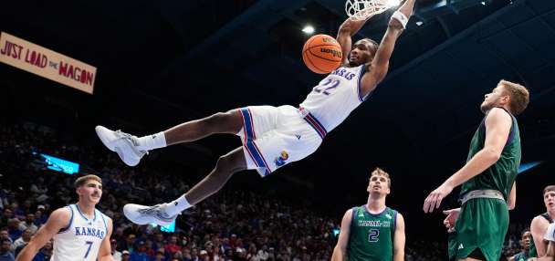 Freshman Darryn Peterson impresses with 21 points in 22 minutes in win for No. 19 Kansas