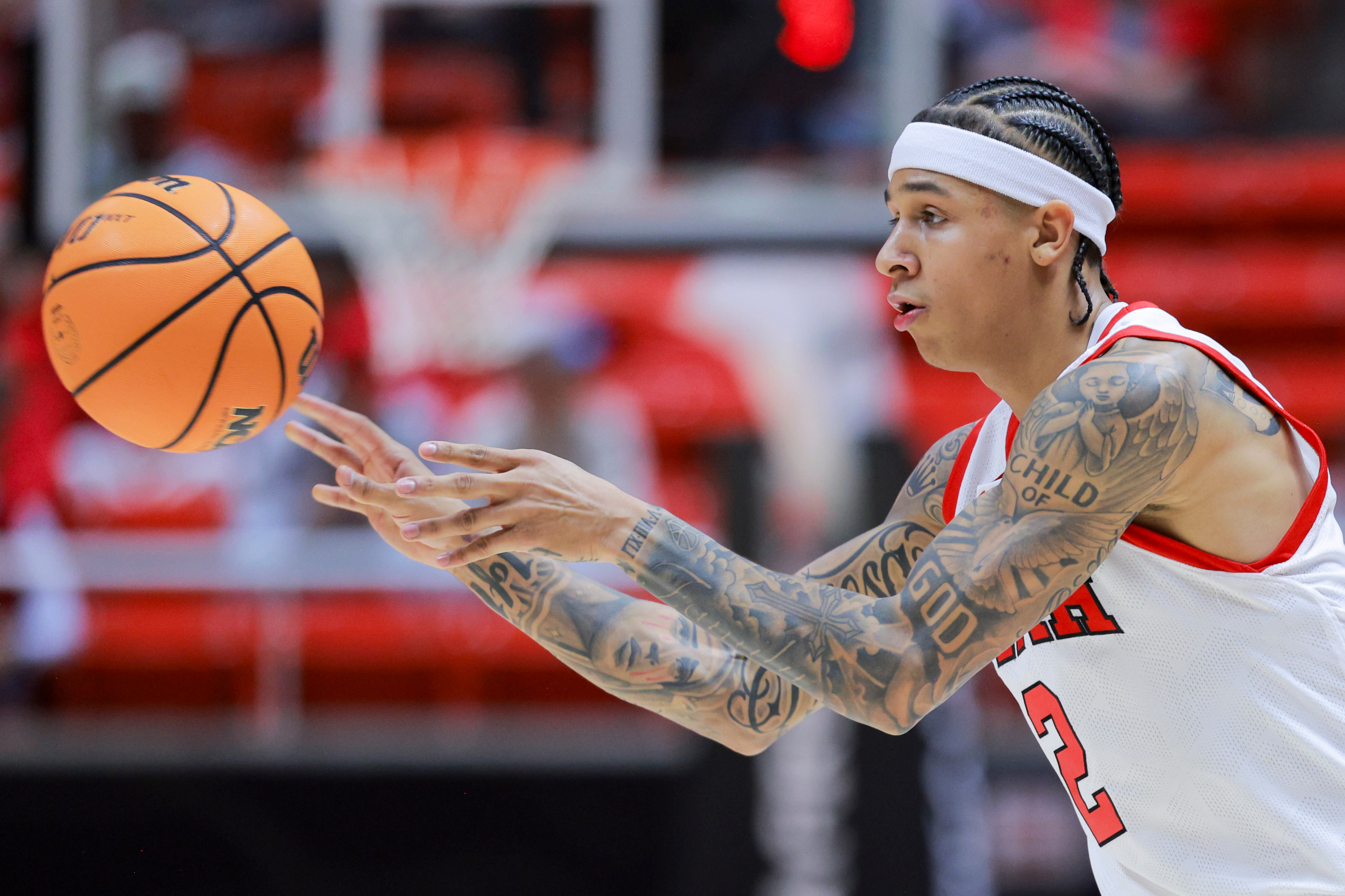 Utah's Terrance Brown goes for career-high 36 in gritty OT win over Weber State