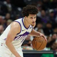 'Freeing up Walt's brain': Jazz rookie learning when to pass — and when to shoot