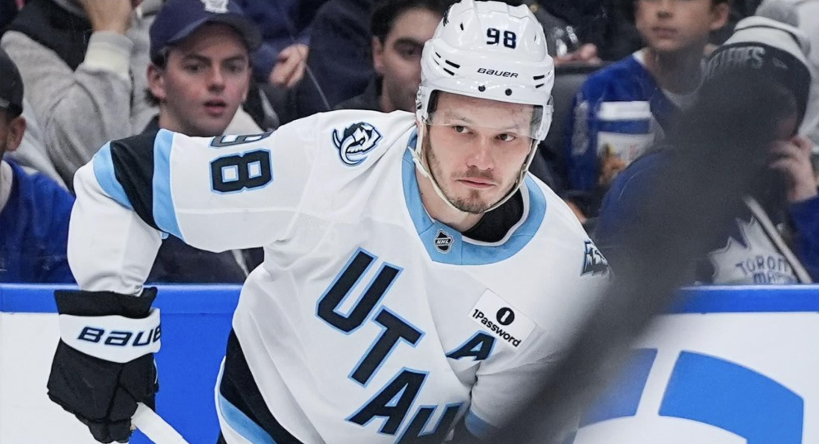 Mammoth strike early, hold off Capitals in 3-2 road win