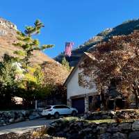 'The Major,' a giant U.S. flag created to honor military veterans, is again flying in North Ogden